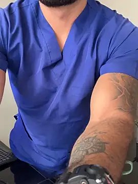 Mike_savage3: διαδικτυακό σόου στην κάμερα