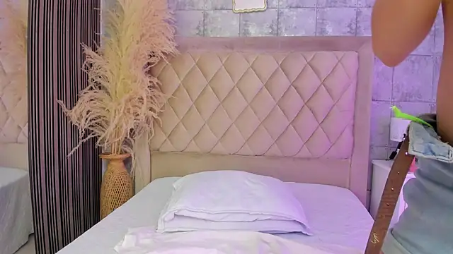 CleoFoxxx_'s Webcam Show