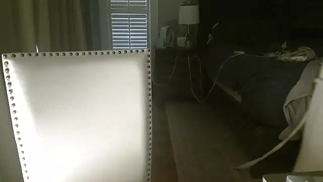 mypinkflamingo Show in webcam