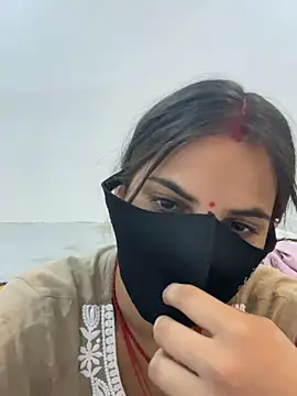 Pooja_Love143 在線直播表演