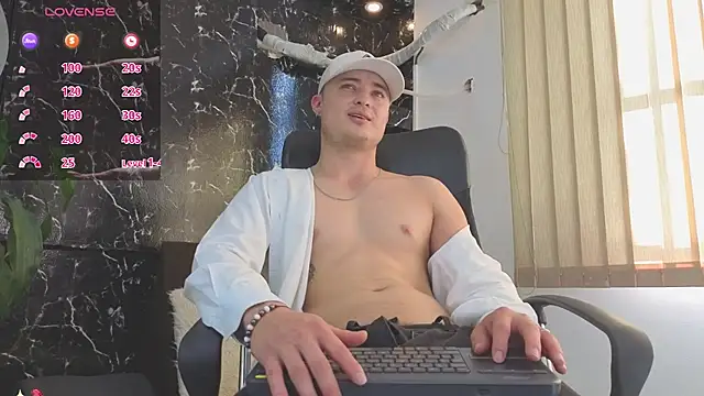 Alexander_ferre Adlı Modelin Canlı XXX Sohbeti
