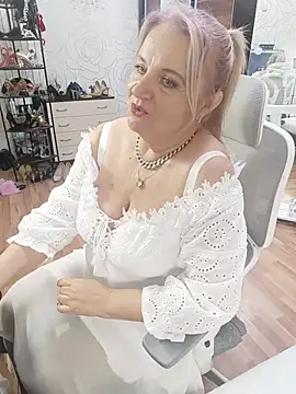 Chat XXX en directo de AvrilMillers