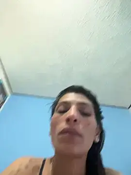 ImCrazzy élő XXX-chatje