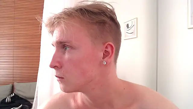 AlexxSweet Adlı Modelin Canlı XXX Sohbeti
