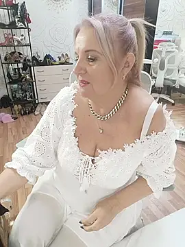 AvrilMillers Live XXX-chat