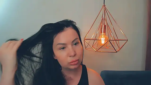 BrilliantGirll Chat XXX in diretta