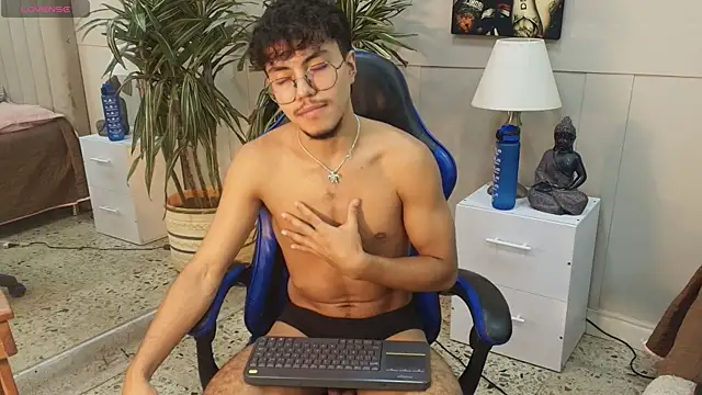 kai_storn – Live XXX-chat