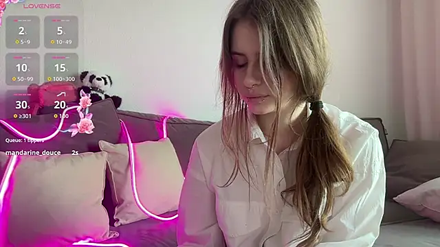 Webkamerová show evvaavve