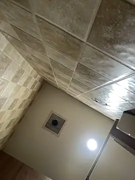 gougou13's Webcam Show