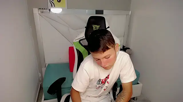 NYC_Bby webkamerás műsora