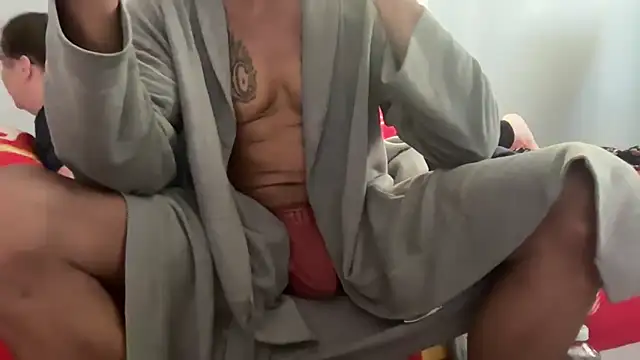 MatureFit_BBC Chat XXX in diretta