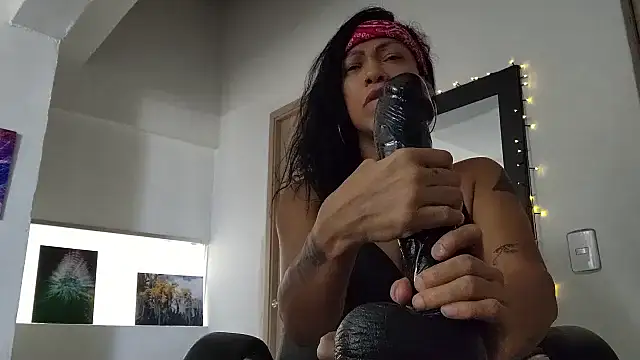 FirexxxDesire69 webkamerás műsora
