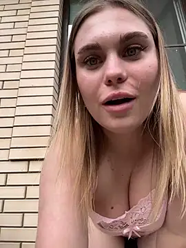 Chat XXX en directo de JuicyBootyEva