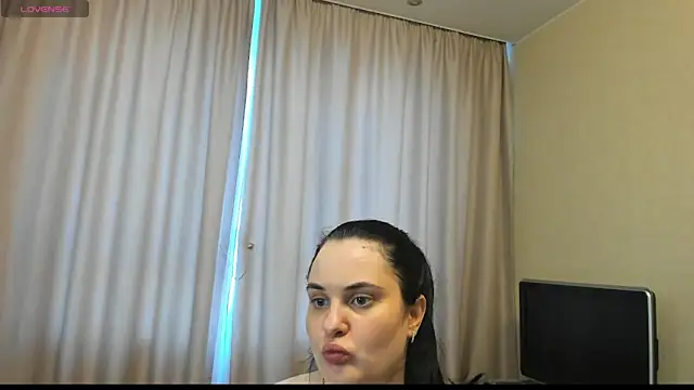 XXX chat uživo modela AlanaBrox