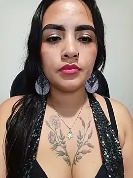 MAYE__13 লাইভ XXX চ্যাট