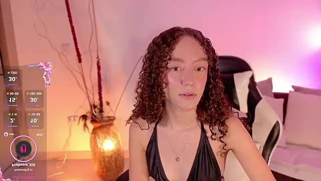 ChloeMoreti's Live XXX Chat