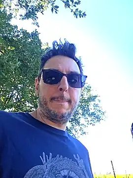 cplcokins34's Live XXX Chat
