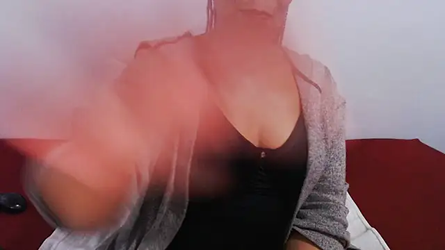XXX chat uživo modela PurplePeach99