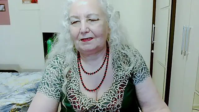 GrannyAlisan Webbikameraesitys