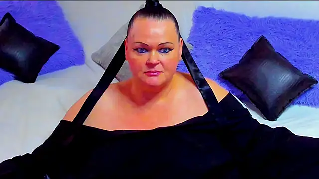 MilanaBiegert's Live XXX Chat