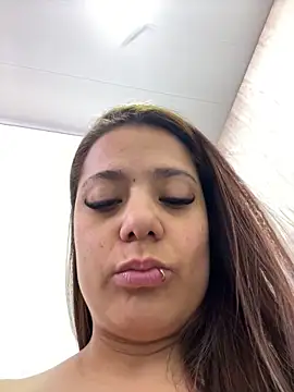 Živý XXX chat Pretty__Milf