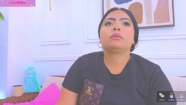 Daisy_Price Adlı Modelin Canlı XXX Sohbeti