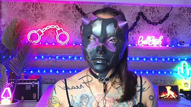Show modela Cool_Freak_ na web-kameri