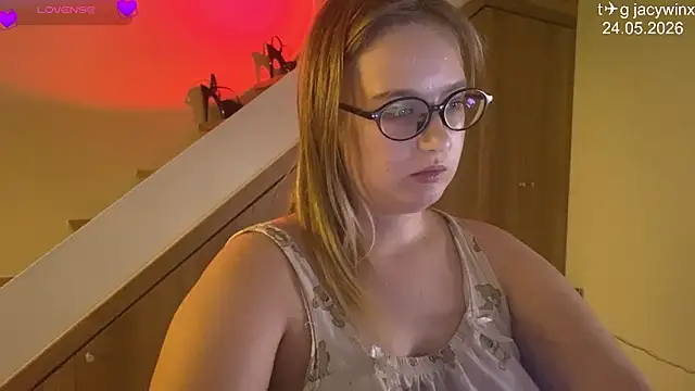 Chatroom XXX en direct de JacyWinslat