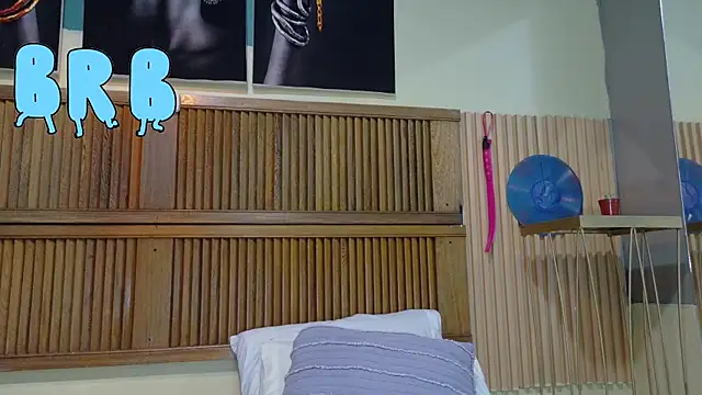 Eli666uwu Adlı Modelin Canlı XXX Sohbeti