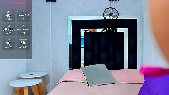 elian_7's Live XXX Chat
