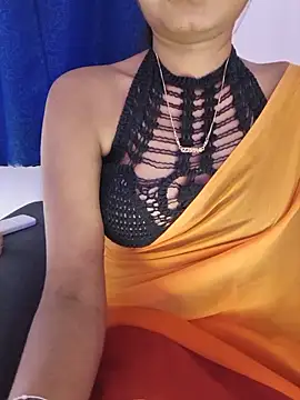 Chatroom XXX en direct de yhona_darling