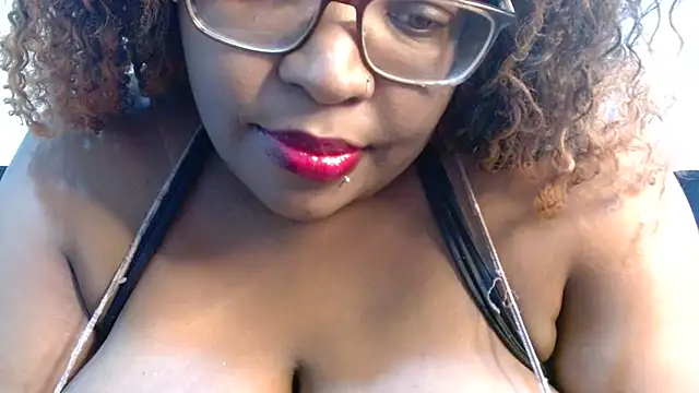 Онлайн чат XXX Boobgoddess
