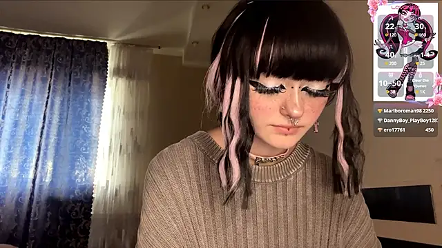 SmilingPatent Live XXX-Chat