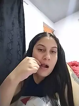 Онлайн чат XXX esmeralda_jadees