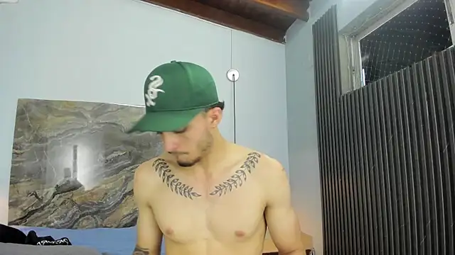 James-06 Live XXX-chat