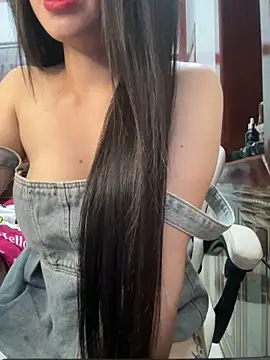 Nana_Yukii Show Webcam