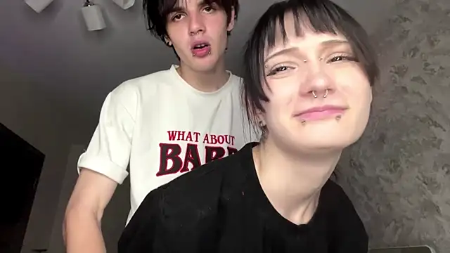 altycouple's Live XXX Chat