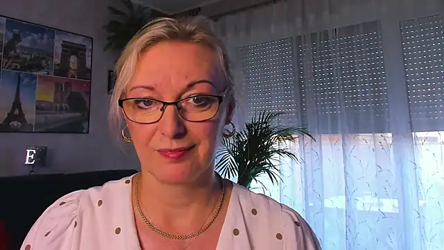 vanessa_chat Show Webcam