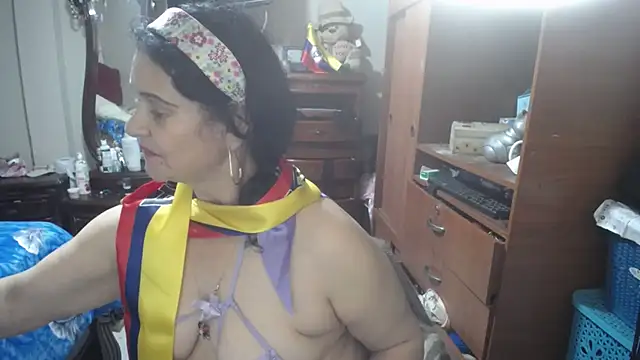 jazmin_mature_ 라이브 XXX 채팅