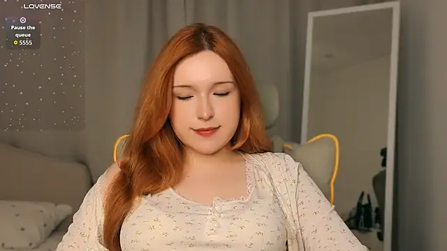 flaremoon Chat XXX live