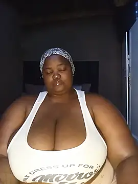 ChubbyLucia Webcam Show