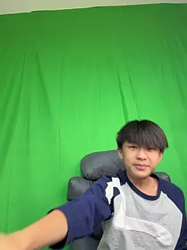 DD-101's Live XXX Chat
