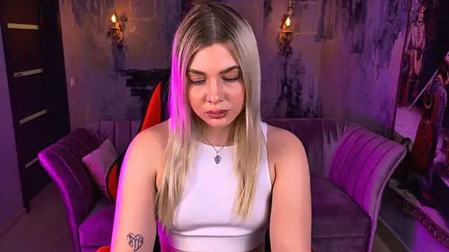 HyileyClark élő XXX-chatje