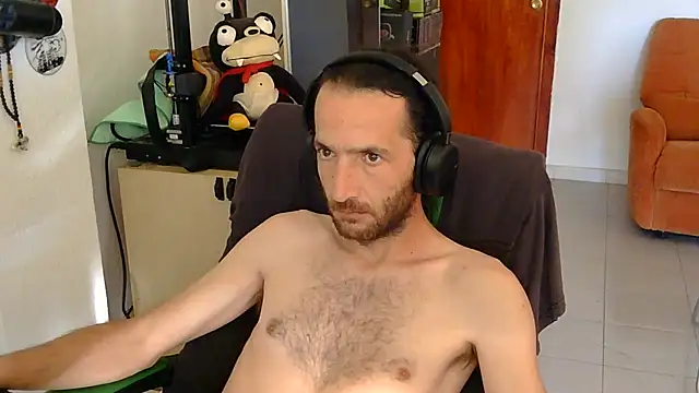 softail85's Live XXX Chat