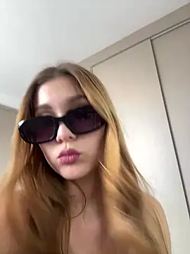Nikii__'s Live XXX Chat