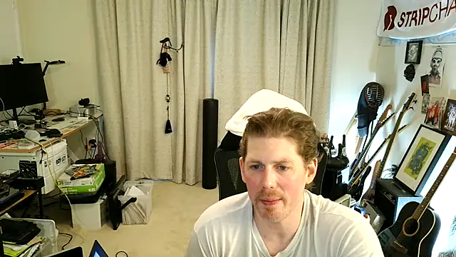 9VOLTT's Webcam Show