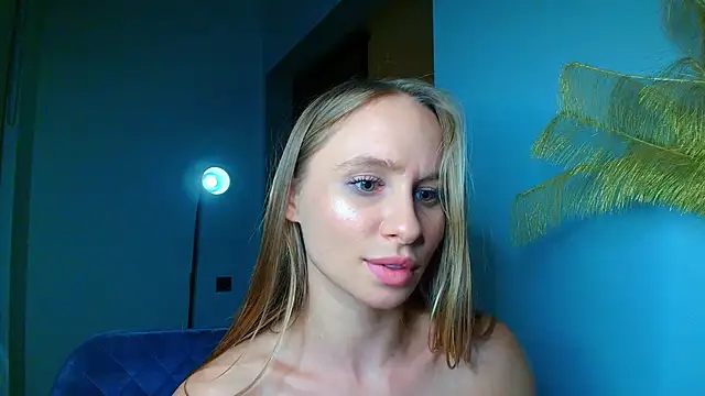 XXX chat uživo modela Mad1en