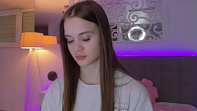 Webkamerová show LuisaClover