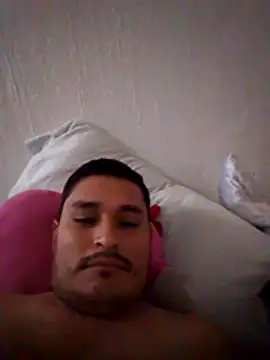 cristian112090 Show in webcam