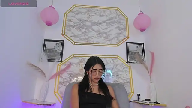 Show de jaulyn_18__ na webcam